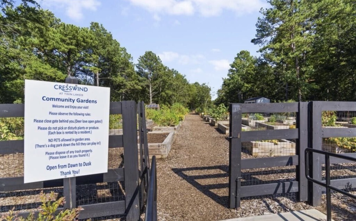 Cresswind at Twin Lakes community gardens with raised beds
