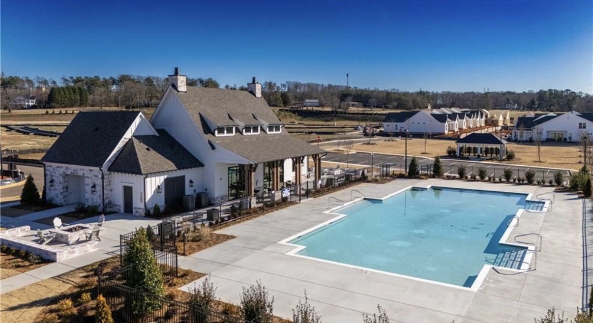 Promenade at Sawnee Village swimming pool beside the clubhouse